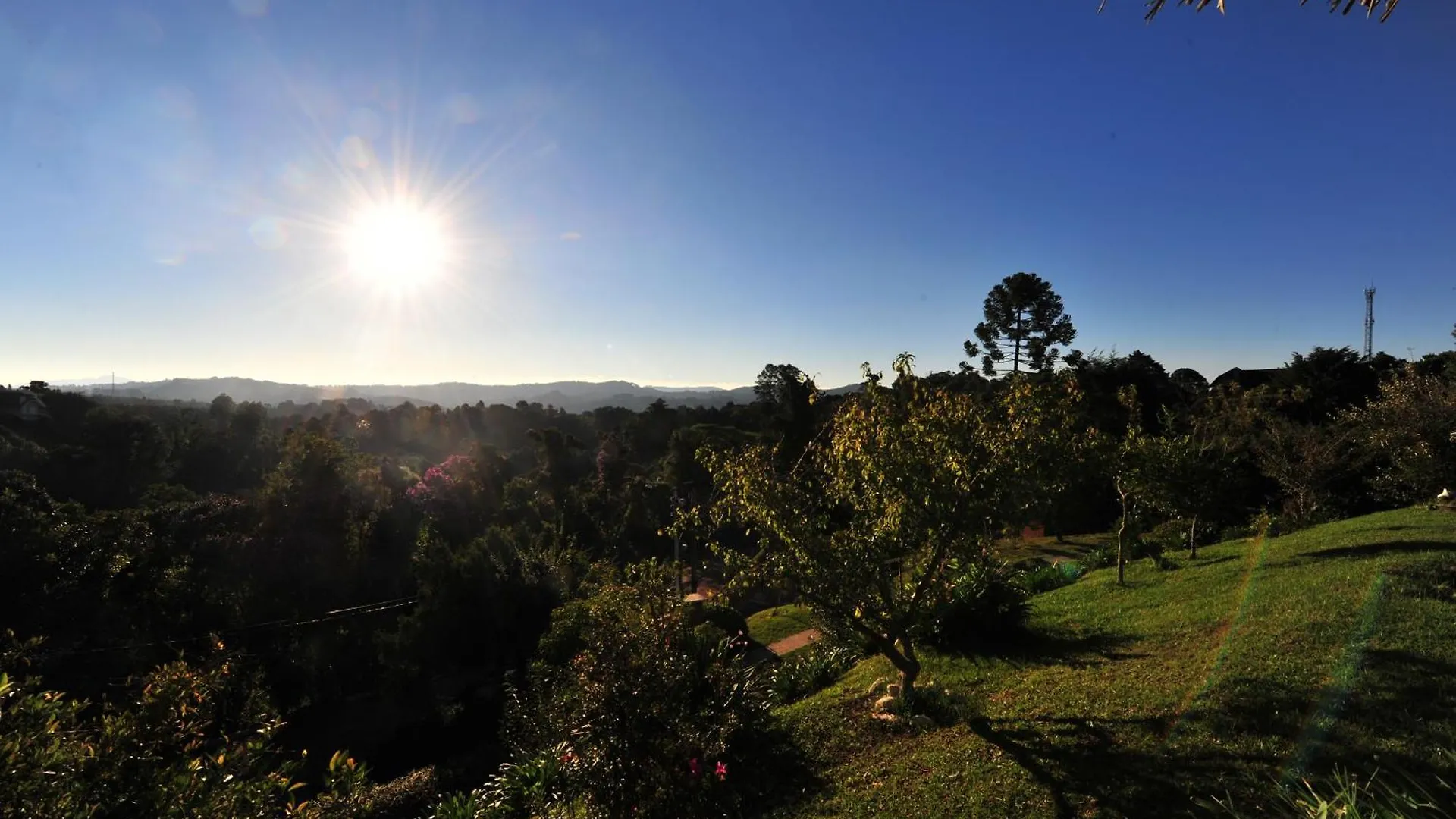 招待所 Casa De Hospedes No Alto Do Capivari Campos do Jordão